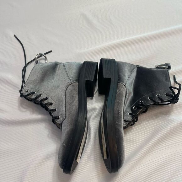 Dolce Vita Womens Lace Up Bardot Combat Boots Charcoal Velvet Size 8 - Picture 9 of 9